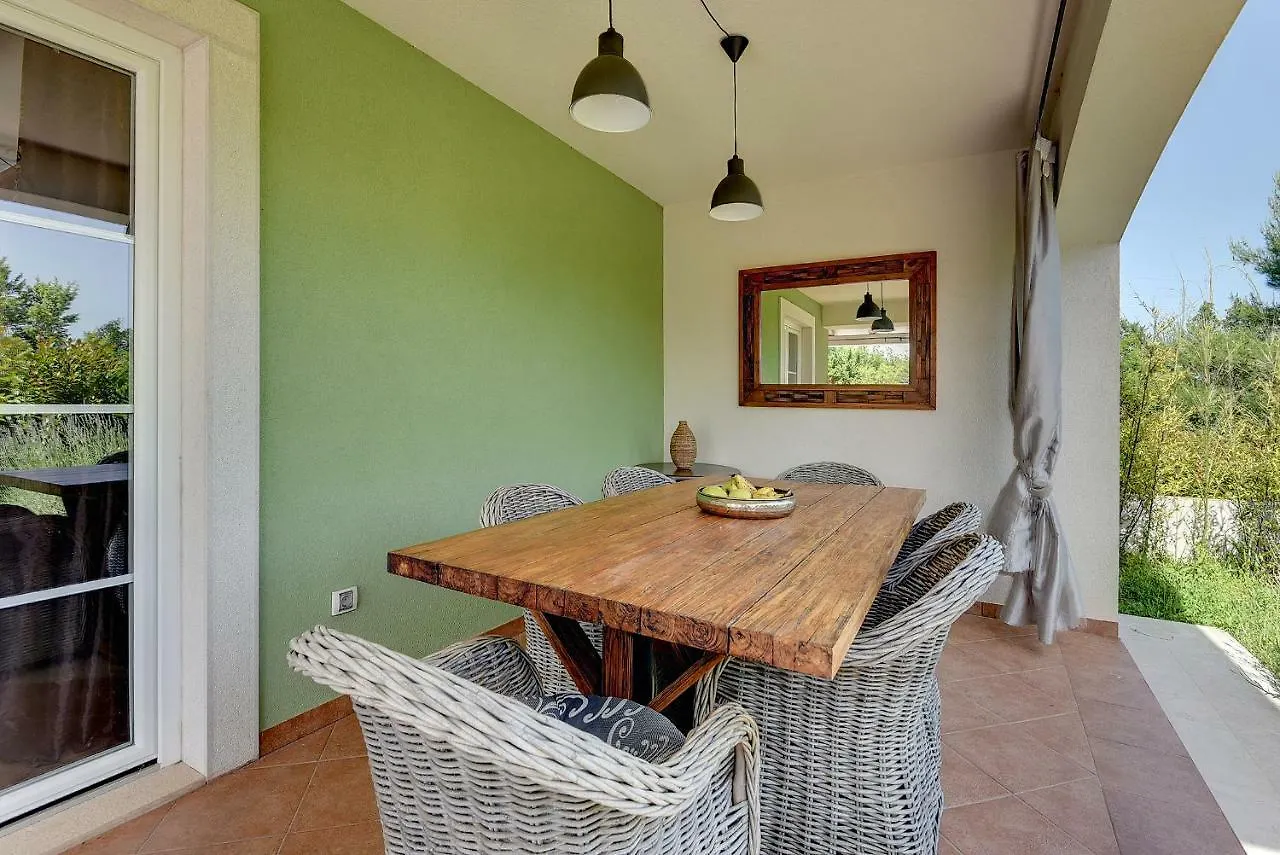 Villa Oliva Krnica Сasa de vacaciones