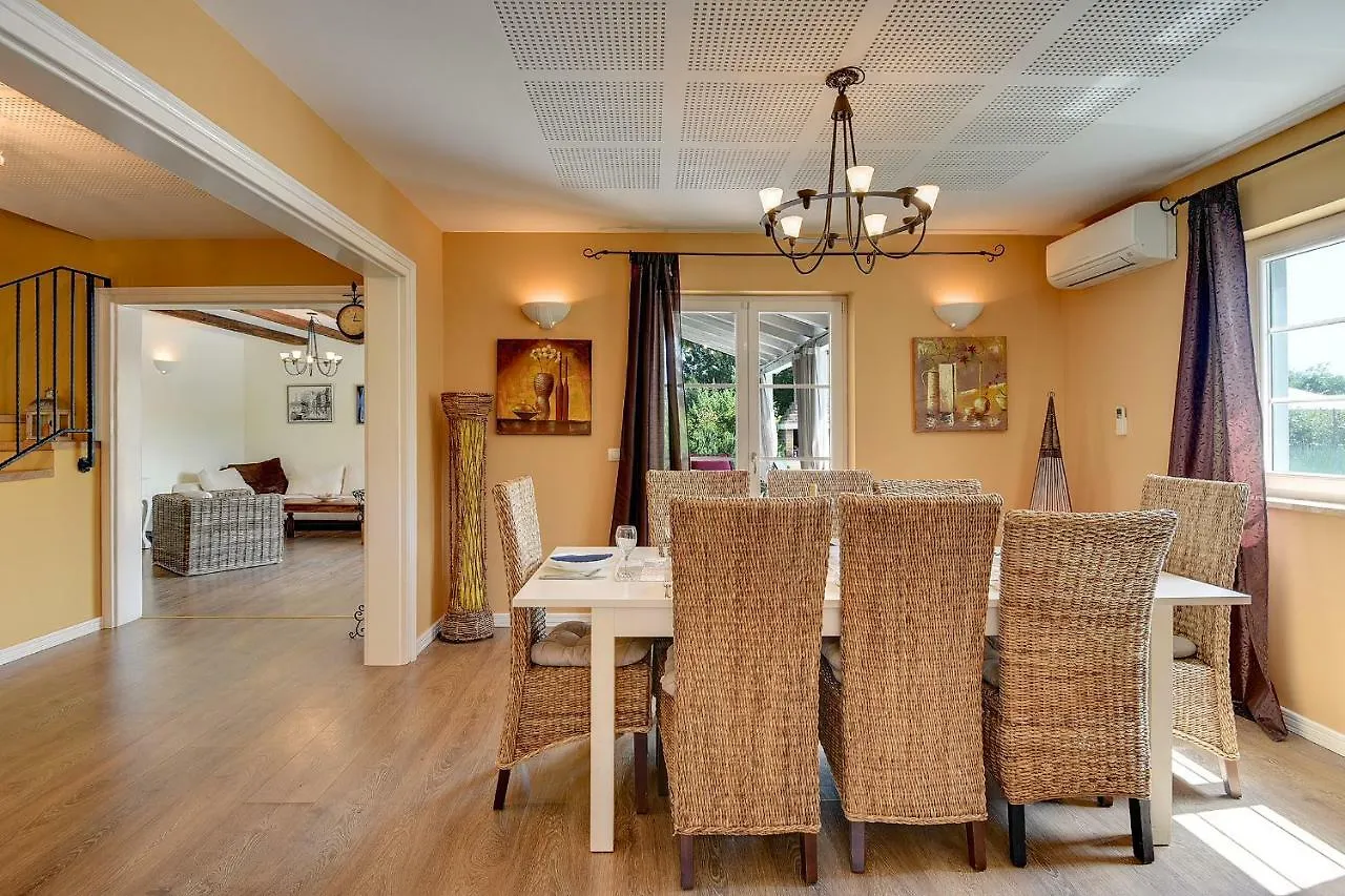 Сasa de vacaciones Villa Oliva Krnica Croacia
